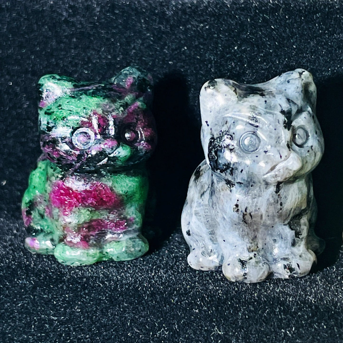 1PC Cute Jauntily Sitting Cat Natural Crystal Kitty Carving Gift for Her Souvenir Delightful Home Decor Reiki Stone Ornaments